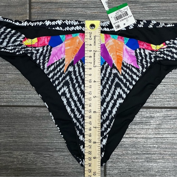 NWT Bar III | Feathered Daze Bikini Bottoms Size Large Reversible Multi & Black - Picture 13 of 16